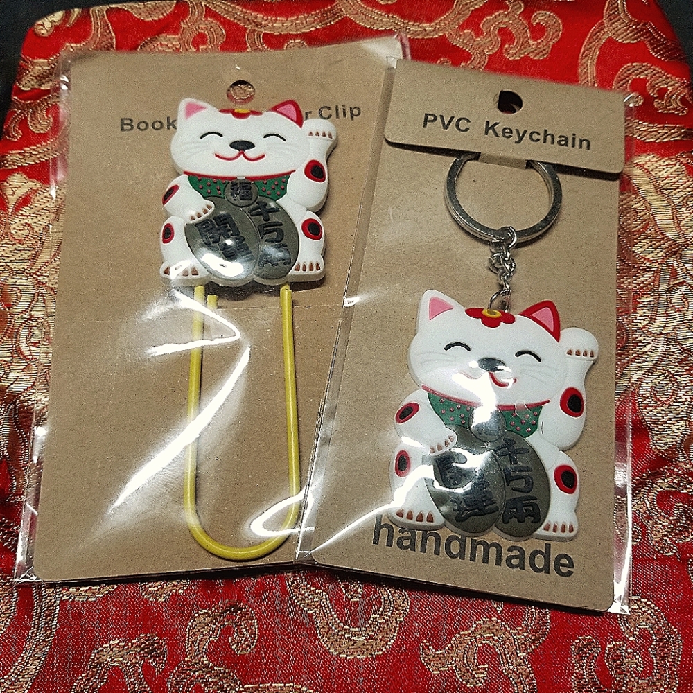 Maneki Neko Japanese Beckoning Cat - Set of giant paper clip/bookmark & …